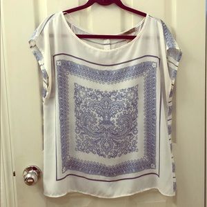 Light and silky bandana shirt